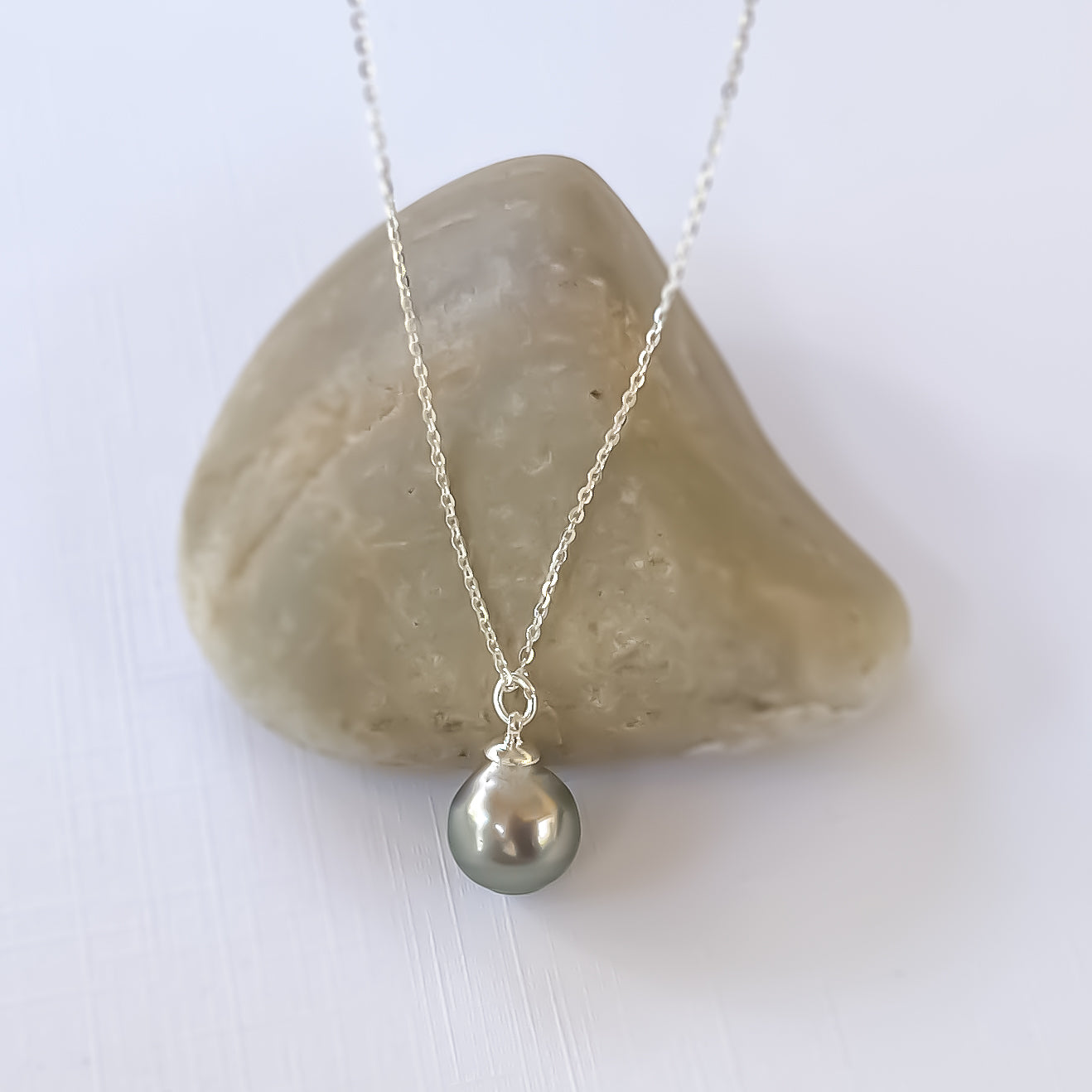 Tahitian Pearl Pendant Necklace