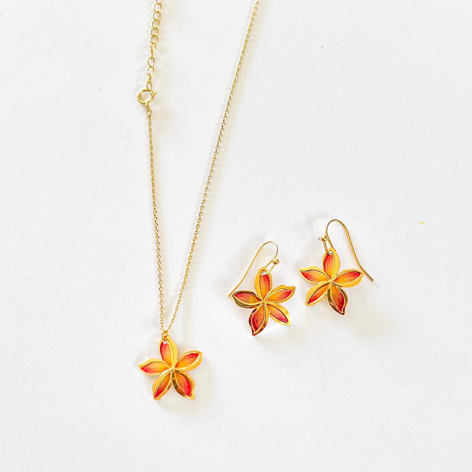 Plumeria Hues Necklace