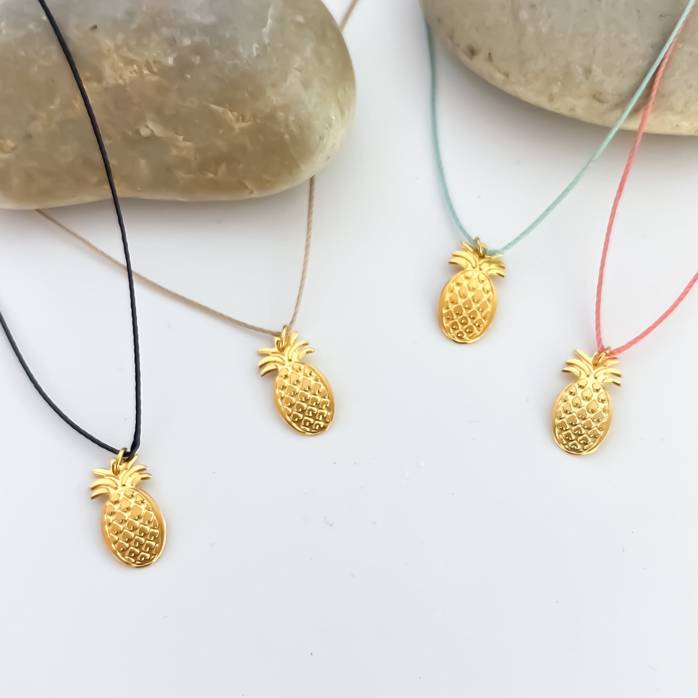 Pineapple Cord Necklace Set