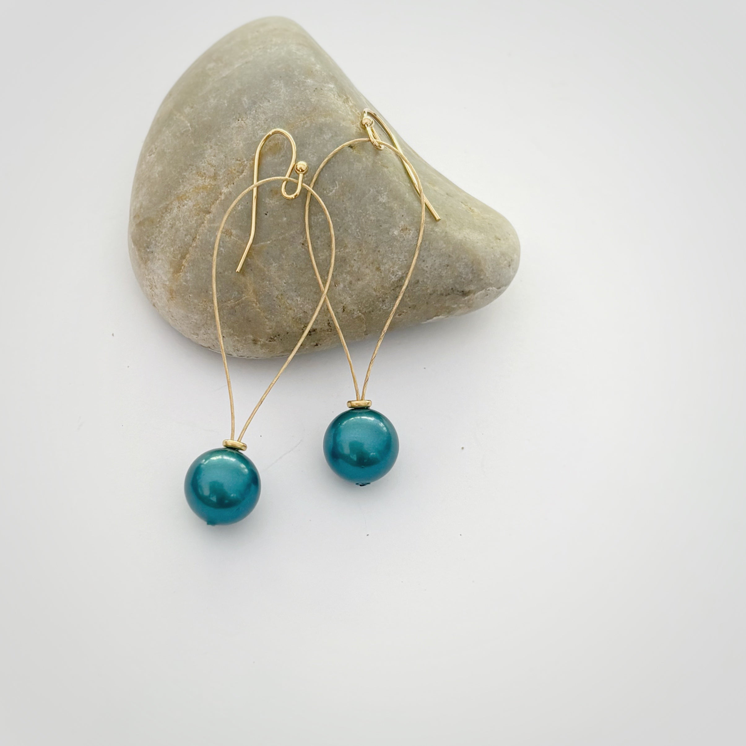 Drop Pearl Earrings - Gold