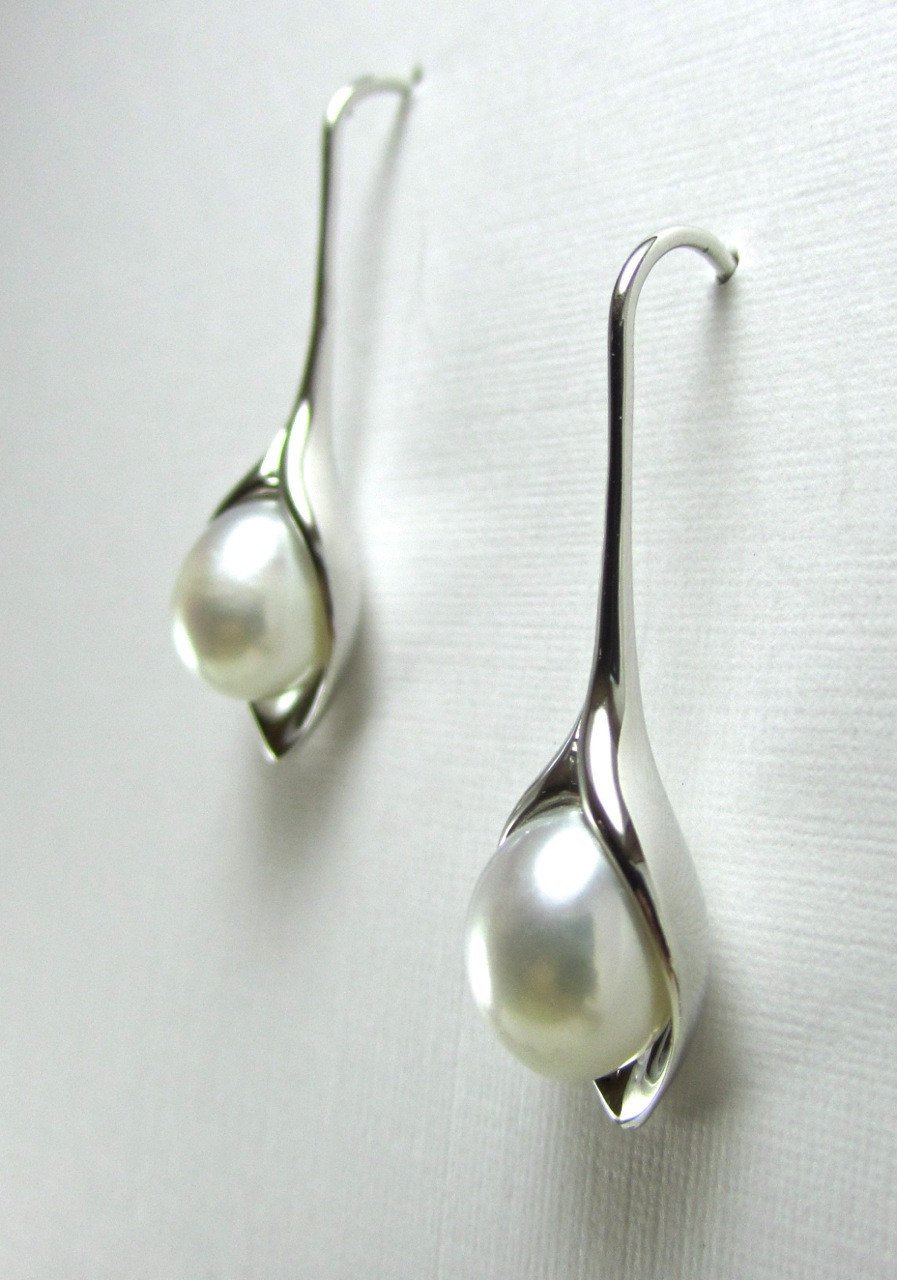 Freshwater Pearl Calla Lily Sterling Silver Earrings. The hot Herbarium Collection